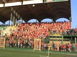 Gks górnik łęczna is a sports club based in łęczna, poland. Gornik Leczna Widzew Lodz 02 08 2009r 1 Youtube