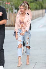 Sarah Hyland Photogallery Photos Pics Photo 949230 Cool Outfits Fashion Sarah Hyland