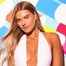 Amber has huge argument with arabella and danny in new episode of love island will there ever be a peaceful day in the love island villa? Who Is Arabella Chi New Love Island Troublemaker Appeared In Two Dc Comics Blockbusters