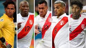 La selección peruana se encuentra rumbo a asunción para jugar frente a paraguay en el inicio del proceso eliminatorio al mundial catar 2022 y previo a su despegue, los jugadores se tomaron. Los Jugadores Peruanos Que Podrian Cambiar De Equipo As Peru