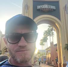 Which trimmer is better, Echo or Husqvarna?