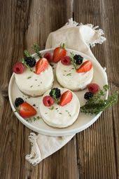 Beeren Tortchen Mit Thymian No Bake Rezept Lieberbacken Lebensmittel Essen Beeren Torte Rezepte