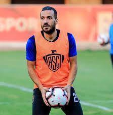 علي معلول اتصدم لما عرف ان الأهلي مكانه في منطقة الزمالك. ØªÙ‚Ø§Ø±ÙŠØ± ØªÙˆÙ†Ø³ÙŠØ© Ù…Ø¹Ù„ÙˆÙ„ ÙŠØ±ØºØ¨ ÙÙŠ Ø§Ù„Ø±Ø­ÙŠÙ„ Ù„Ù„Ø¯ÙˆØ±ÙŠ Ø§Ù„Ø³Ø¹ÙˆØ¯ÙŠ ÙƒÙˆØ±Ø©