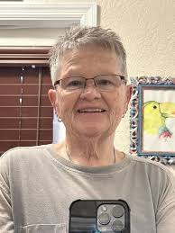 I love long hair, even when I'm 72 years old ☺️what do you think?