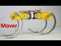 How To Make A Simple Running Hopping Robot Diy Robot Youtube Robot Oyuncak Oyuncak Araba