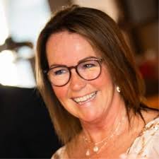 The Seriun Gatsby crew scrubbed up quite well at last night's magic of the  musicals ball