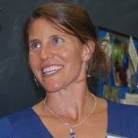 Kirsten Walter's Instagram, Twitter & Facebook