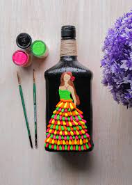 Bottle Art Using Earbuds Bottle Art Beer Bottle Art Diy Glass Bottle Crafts