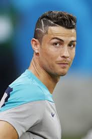 In diesem artikel werfen wir einen blick auf cristiano ronaldo new hairstyles hd 2020, der. Christiano Ronaldo Ronaldo Hair Ronaldo Haircut Soccer Player Hairstyles