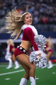 NFL cheerleaders getting into Christmas spirit - Yahoo Sports