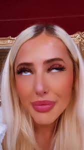 Elena Whitney's Instagram, Twitter & Facebook