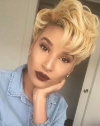 Courtney Perryman's Instagram, Twitter & Facebook