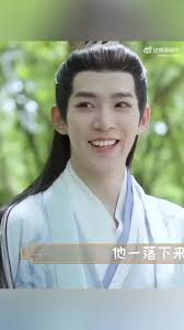 Que Deng Wei e todos nós tenhamos motivos para sorrir todos os dias  😁😁☀️☀️, @dengw_0226, #邓为 #dengwei #chinesedrama #loveofthedivinetree  #xiantaiyoushu #suyishui #cdramalovers #lostyouforever ...