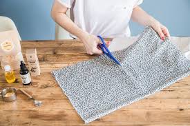 Diy Praktische Bienenwachstucher Einfach Selber Machen Geschenke Zu Weihnachten Basteln Selber Machen Tuch