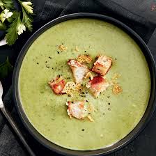 Recette De Potage Au Brocoli Et Aux Poireaux Coup De Pouce Healthy Soup Recipes Vegetarian Recipes Healthy Soup Recipes