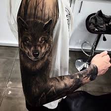Tattoo Wolf 60 Inspirierende Ideen Fur Manner Und Frauen Tattoos Zenideen Wolf Tattoo Design Wolf Tattoos Wolf Tattoo Armel