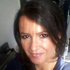 Debbie White's Instagram, Twitter & Facebook