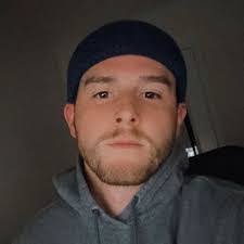 Alex Mork's Instagram, Twitter & Facebook