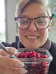 FYI...Mrs. Petelin enjoyed her pomegranate seeds (arils). 😃