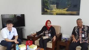 Melayani dengan sepenuh hati | twuko. Pengusaha Bulu Mata Palsu Di Purbalingga Prediksi Perusahaannya Tak Akan Bertahan Lama Karena Ini Tribun Jateng