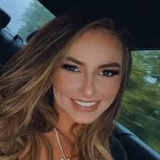 Sierra Logan's Instagram, Twitter & Facebook