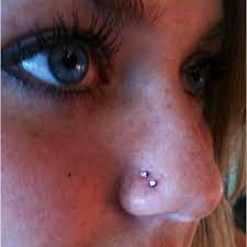 Doppeltes Nasenpiercing Doppelt So Viel Pinky Doppelt Doppeltes Nasenpiercing Pinky Cute Nose Piercings Nose Piercing Double Nose Piercing