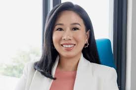 The shape of new: The curvatures of The Silhouette