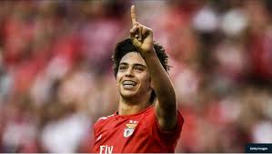 Pin De Michelle Costa Em Futbol Benfica Portugal Real Madrid Internacional Futebol Clube Jogadores De Futebol Memes De Futebol