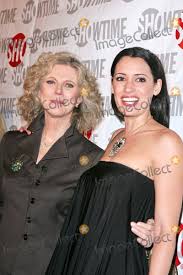 Browse and share the top paget brewster huff gifs from 2020 on gfycat. Photos And Pictures Paget Brewster At The Premiere Of Showtime S New Original Series Huff Crest Theatre Westwood Ca 10 25 04