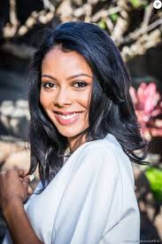 En 2016, elle a participé aux anges 8 à hawaï pour percer dans la musique. Nehuda Photos Officielles Des Anges 8 Pacific Dream Purepeople