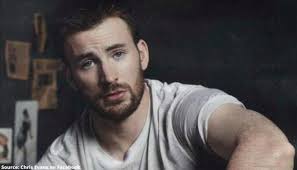 Heboh Pemeran Captain America Unggah Foto Alat Kelamin di Instagram