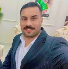 🔴 يوم غدٍ سأجري #عملية جراحية على يد الدكتور محمد راضي في المثنى ، يصفها  الطبيب المختص بـ "فوق #الكبرى"، سأكون بعدها شبه #غائب عن فيس بوك وباقي  برامج التواصل لفترة ليست