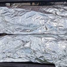 Adaugam toate ingredientele peste peste plus 50 ml apa ,apoi il acoperim cu o folie de aluminiu si il introducem la. Pastrav Copt In Folie La Gratar Bucataria Lui Tati Acelasi Gust Ca La Cuptor