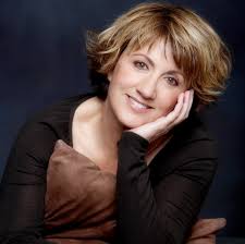 Janette Marsh's Instagram, Twitter & Facebook