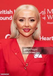 Kimberly Fowler's Instagram, Twitter & Facebook