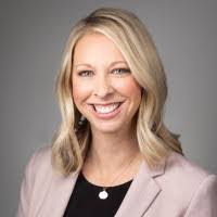 Lindsey Gill's Instagram, Twitter & Facebook