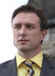 File:Tim-Moen-press-release (cropped).jpg