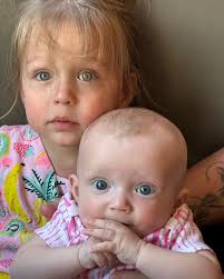 Khione chilling with big sis Blaze @just_mikeyburton! These two are going  to be trouble! Watch out Tahoe!