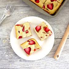 Amazing american pancakes for breakfasts or desserts. Vegan Strawberry Shortcake Bars Gluten Free No Added Sugar
