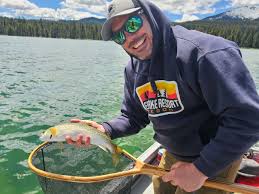 Diamond Lake Fly Fishing Report May 2024 | The Caddis Fly: Oregon Fly  Fishing Blog