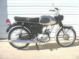 My First Motorcycle Was A Bridgestone 50cc Anyone Know Of One For Sale Would Love To Rebuild To Classic Status Classic Bikes Bridgestone Vintage Motorcycles