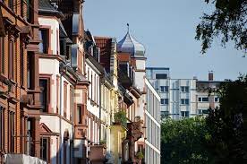 Viel eingebrachtes eigenkapital bedeutet für die bank ein plus an sicherheit und mindert die gefahr von zahlungsausfällen. Wieviel Eigenkapital Beim Kauf Von Kapitalanlage Immobilien