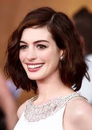 Don the casual chic short feather hairstyle on short hair and channel your minimal side with a touch of edgy and avant garde visual appeal. Hair