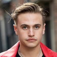 Mani' actor Daniel Mickelson has died at age 23