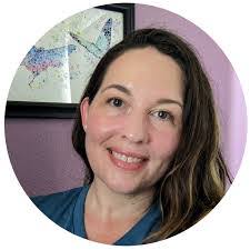 Gina Benson's Instagram, Twitter & Facebook