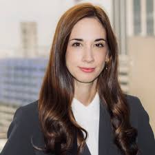 Sara McElroy (@sarainlawlawland) • Threads, Say more