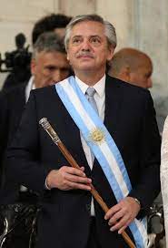 Alberto ángel fernández is an argentine politician and professor, serving as the president of argentina since 2019. Argentina El Peronista Alberto Fernandez Jura Como Presidente