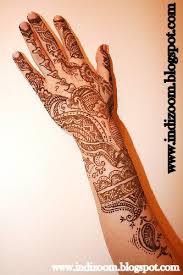 Hi, guys welcome to best mehndi channel samiya waseem mehndi expert. Top 10 Mehandi Designs Indi Zoom