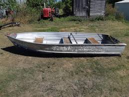 The dimensions, 12' long by 4' wide, make a boat which, while easy to row, is yet wide enough to carry well and be very stiff. Best 12 Foot Aluminum Boat For Sale In Arnprior Ontario For 2021