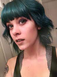 Unfortunately, manic panic dyes don't work the same way on dark hair as on blondes. Manic Panic Enchanted Forest Sirens Song Emerald Green Hair Jeanell Kissinger Dark Green Hair Green Hair Hair Color Pastel